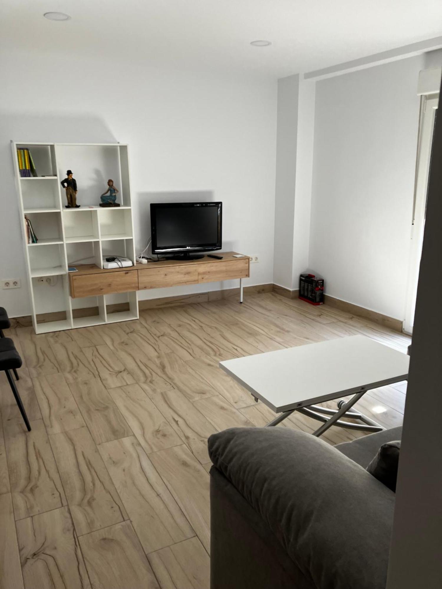 Apartamento En Camino De Ronda De Dos Habitaciones Y Salon Granada Exterior photo