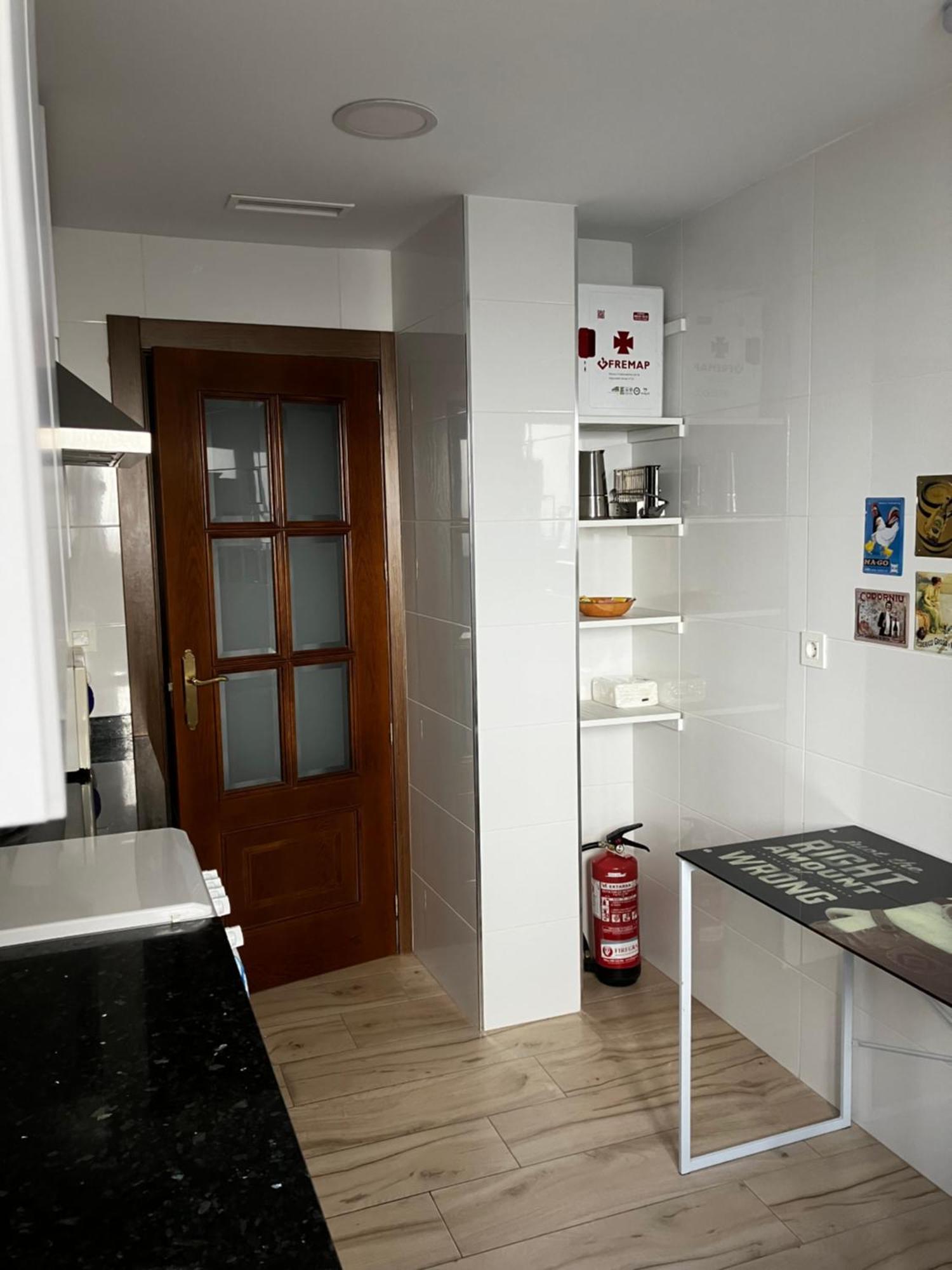 Apartamento En Camino De Ronda De Dos Habitaciones Y Salon Granada Exterior photo